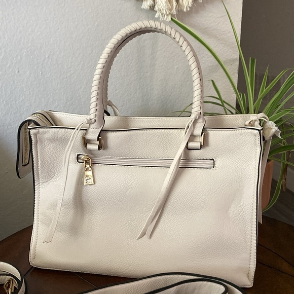 G. H. Bass & Company Leather Cream Satchel Handbag NWT - Picture 5 of 11